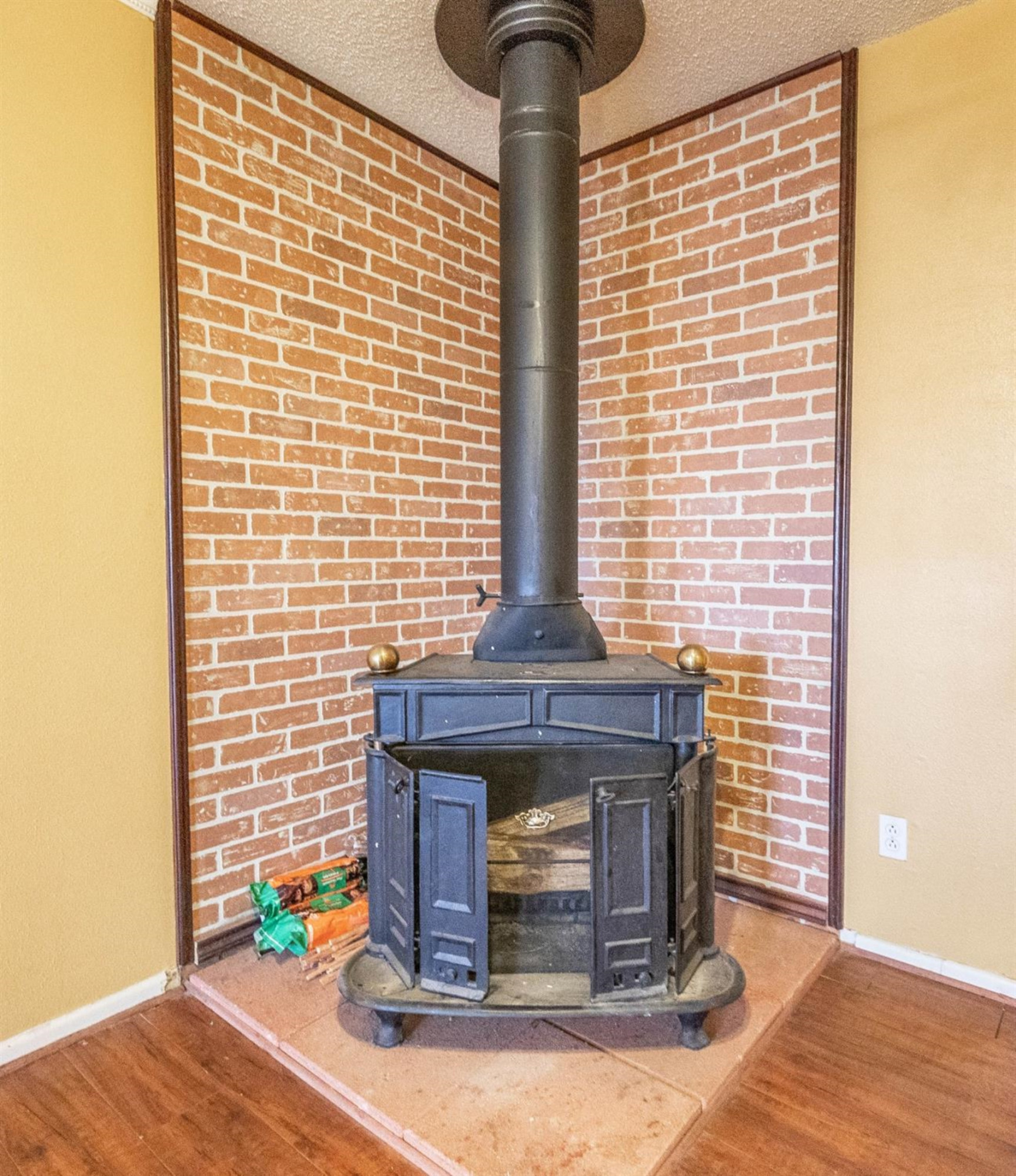 2117 North Cypress Road Lubbock, TX 79403 - Photo 4 of 24 Photo 4