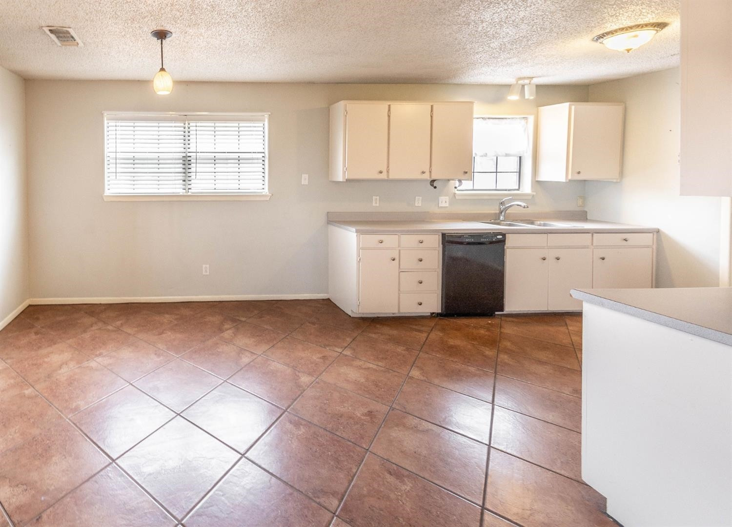2117 North Cypress Road Lubbock, TX 79403 - Photo 6 of 24 Photo 6