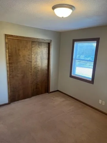 $199,000 | 817 16th Street, Windom, MN 56101