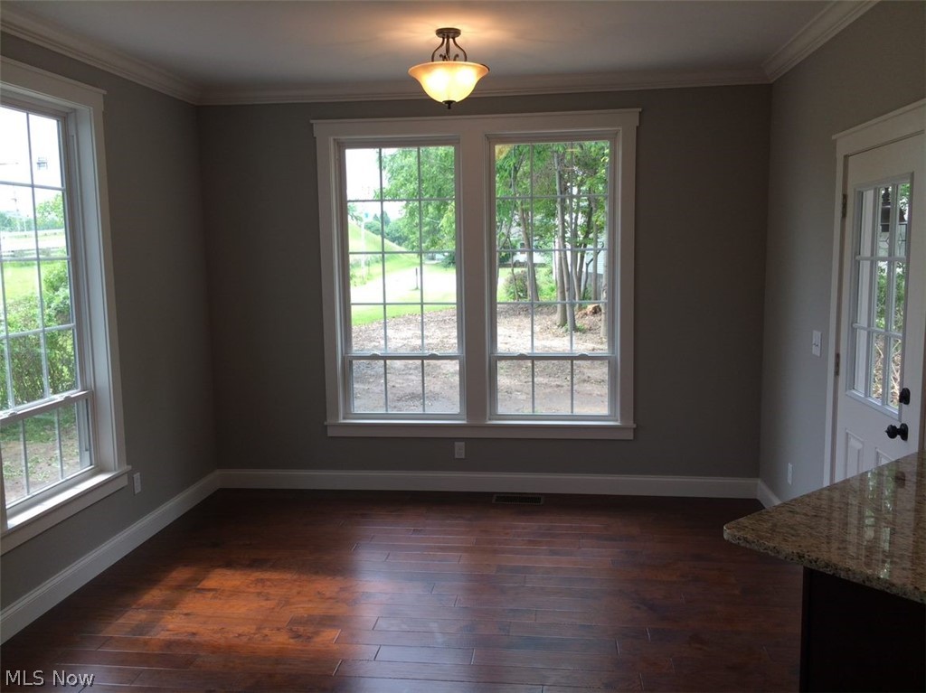23711 Wolf Road Bay Village, OH 44140 - Photo 7 of 22