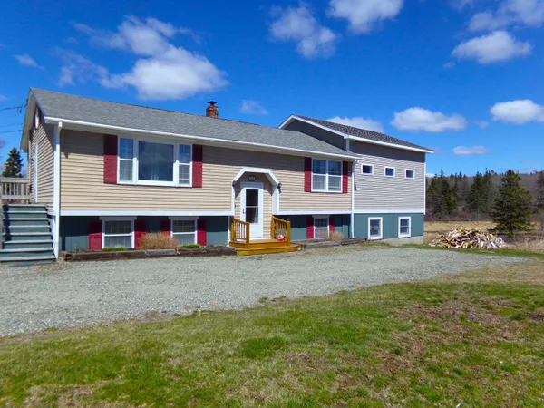 $375,000 | 112 Hillcrest Drive, Winter Harbor, ME 04693
