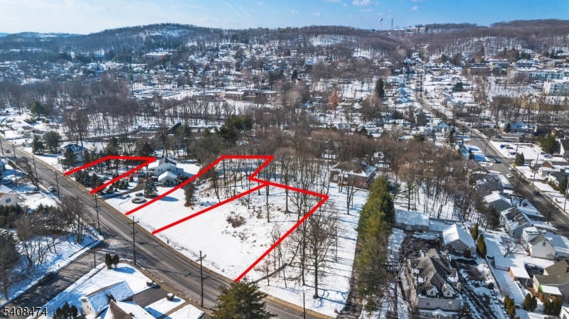421 High Mountain Road North Haledon, NJ 07508 - Photo 9 of 14 an aerial view of residential houses with outdoor space