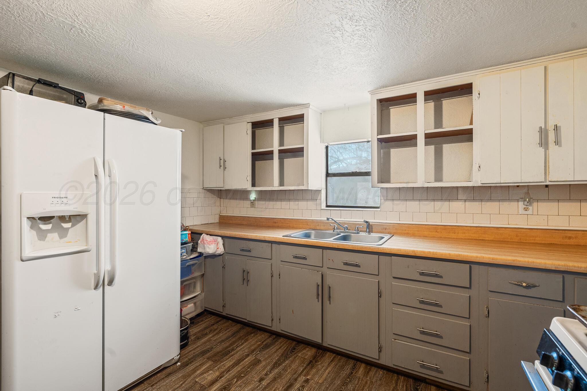 4101 South Polk Street Amarillo, TX 79110 - Photo 5 of 13 4101 S Polk-11