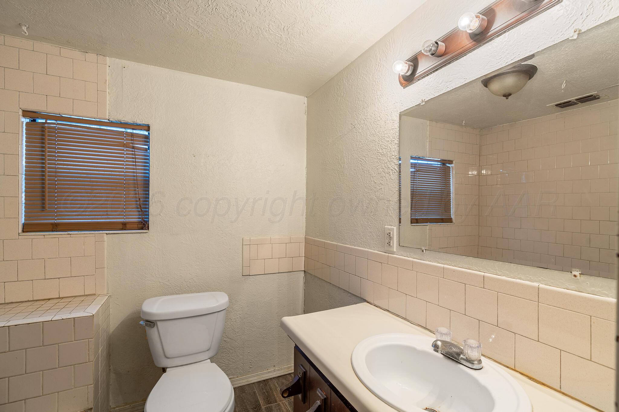 4101 South Polk Street Amarillo, TX 79110 - Photo 10 of 13 4101 S Polk-10