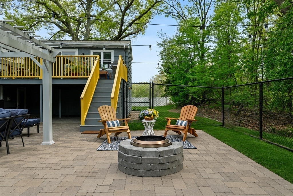 59 Amor Road Milton, MA 02186 - Photo 28 of 30