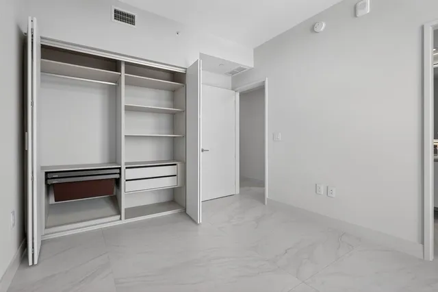 $15,000 | 700 Northeast 24th Street, Unit 2207, Miami, FL 33137