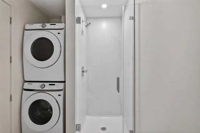 $15,000 | 700 Northeast 24th Street, Unit 2207, Miami, FL 33137