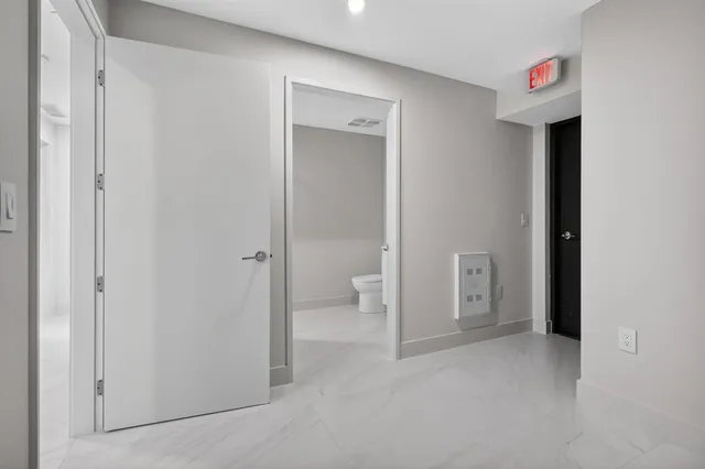 $15,000 | 700 Northeast 24th Street, Unit 2207, Miami, FL 33137