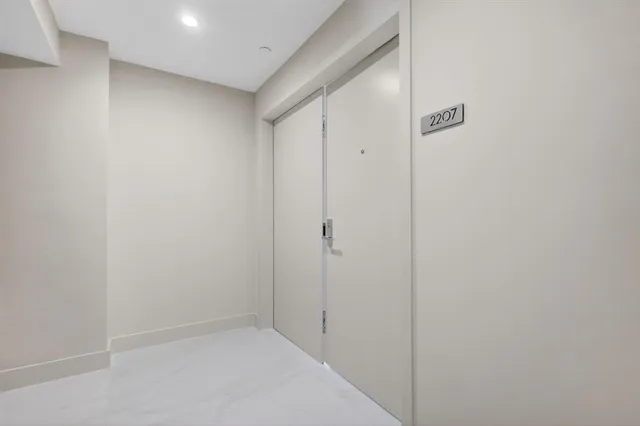 $15,000 | 700 Northeast 24th Street, Unit 2207, Miami, FL 33137