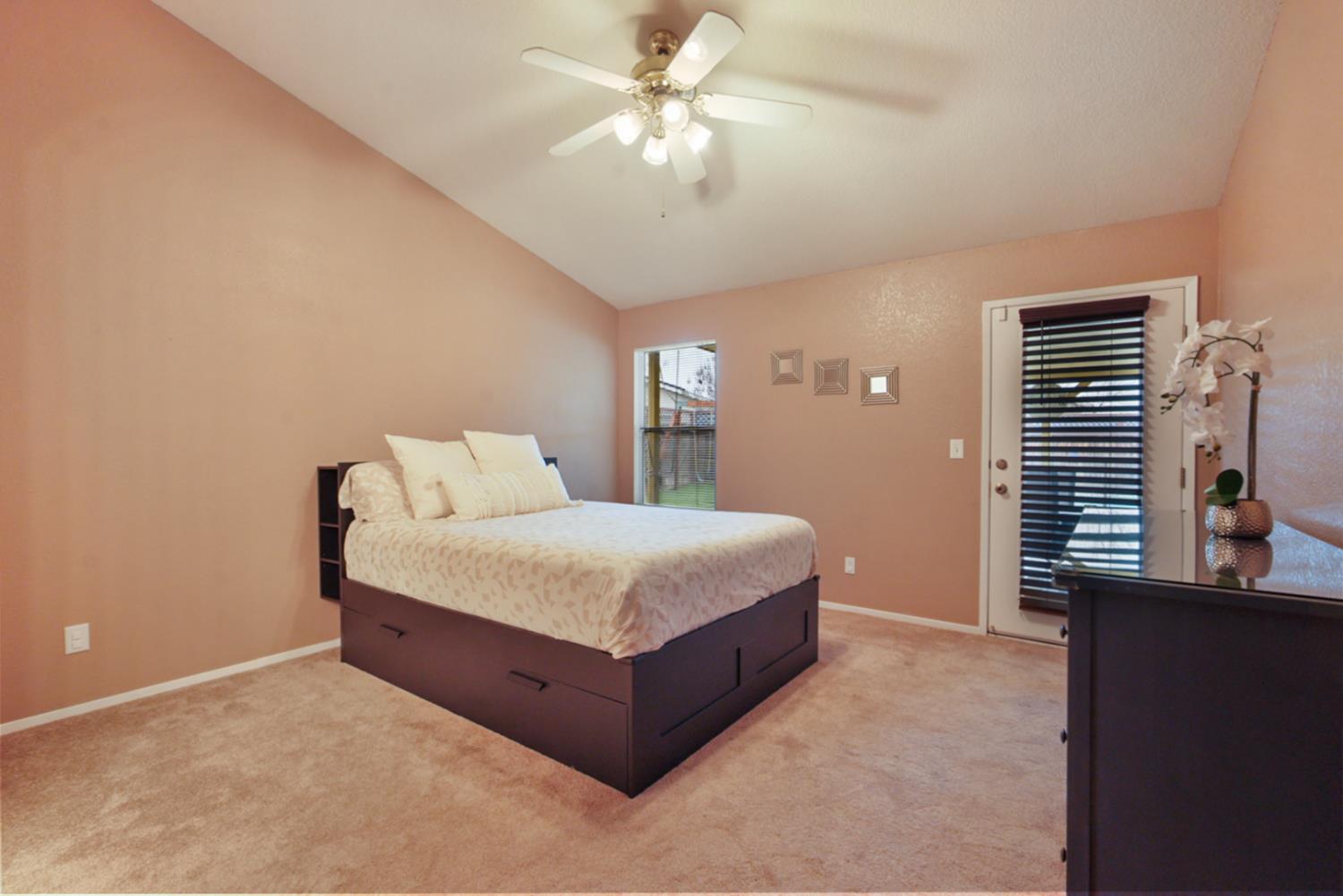 1874 Hartnell Court Los Banos, CA 93635 - Photo 17 of 37