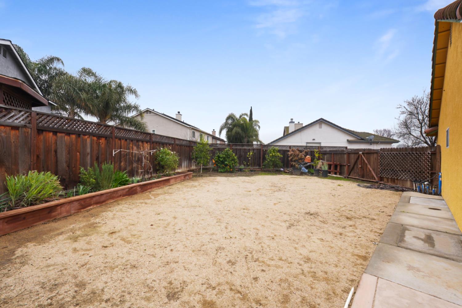 1874 Hartnell Court Los Banos, CA 93635 - Photo 28 of 37