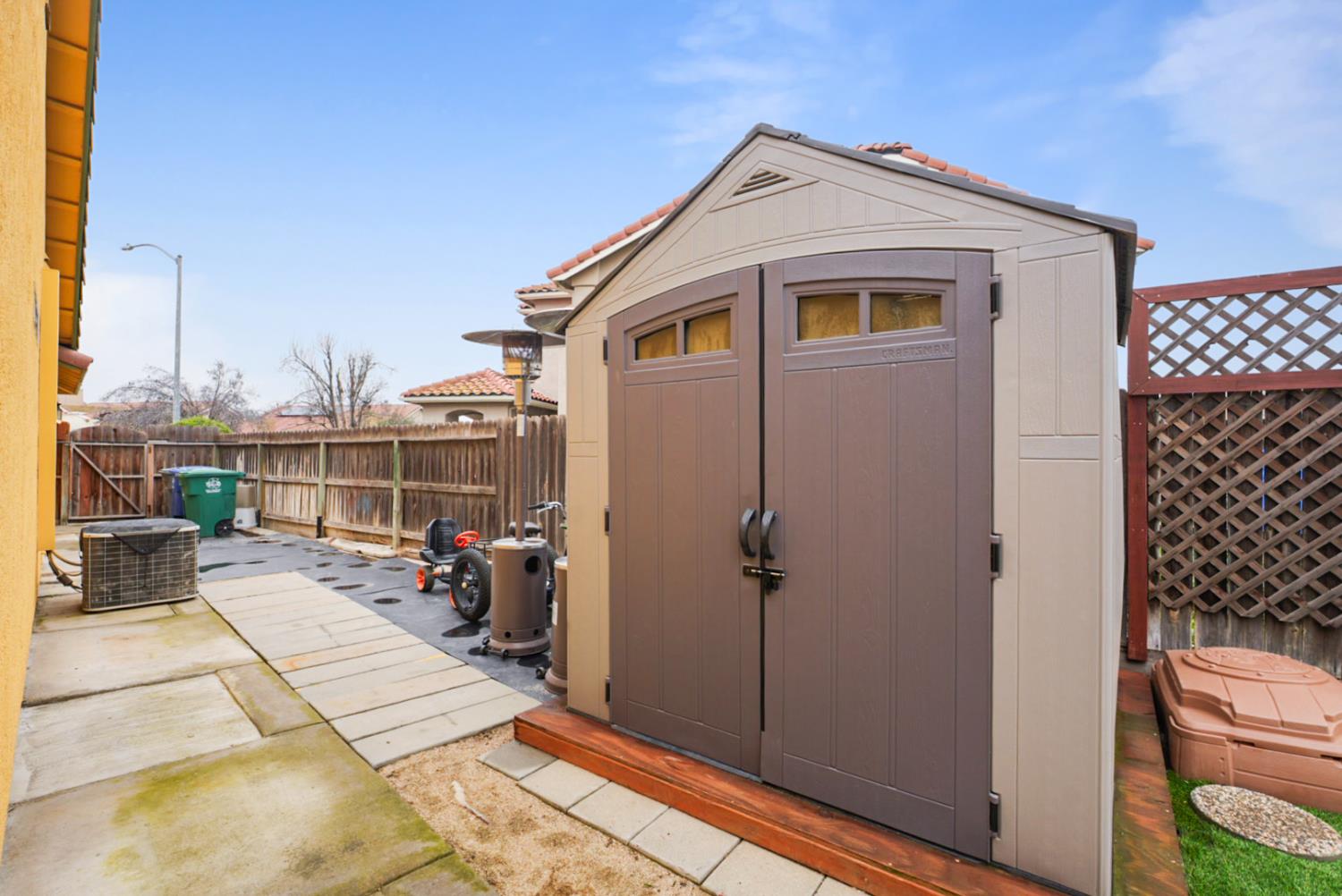 1874 Hartnell Court Los Banos, CA 93635 - Photo 32 of 37