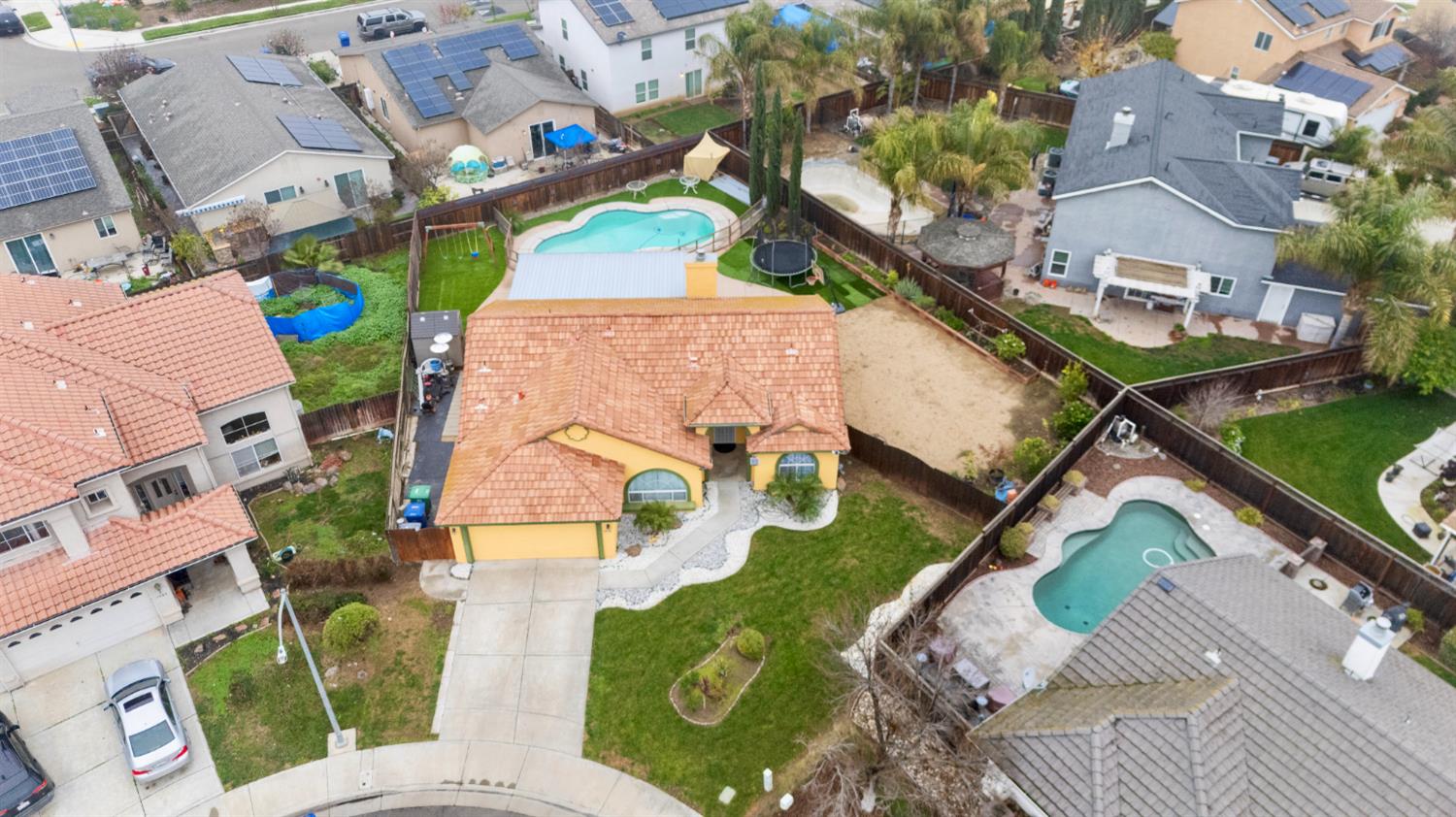 1874 Hartnell Court Los Banos, CA 93635 - Photo 5 of 37