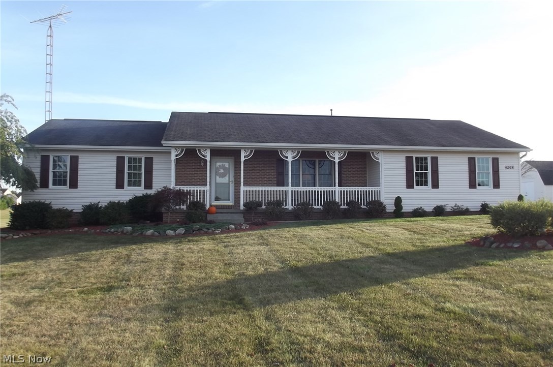 24083 Center Road Alliance, OH 44601 - Photo 1 of 34