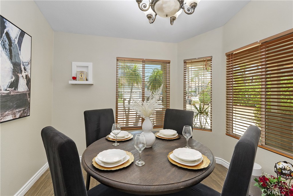 33732 Great Falls Road Wildomar, CA 92595 - Photo 11 of 43 Dining in Style