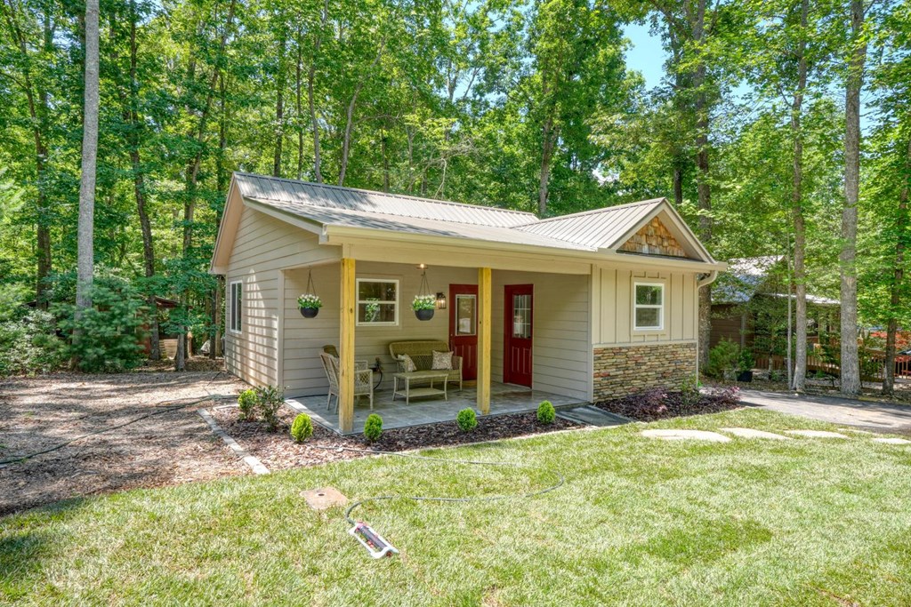 246 Chimney Ridge Blairsville, GA 30512 - Photo 2 of 24