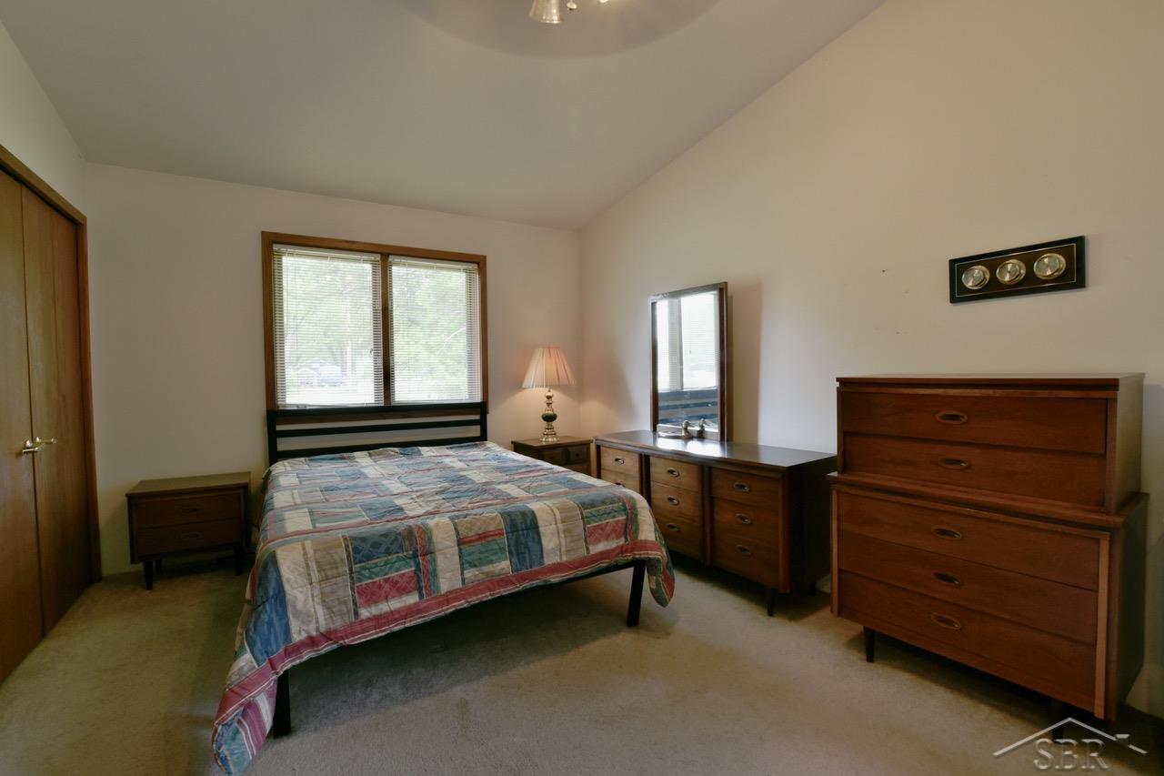 3087 East Gordonville Road Midland, MI 48640 - Photo 13 of 20