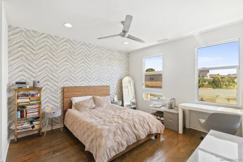 $1,995,000 | 2537 State Street, Carlsbad, CA 92008