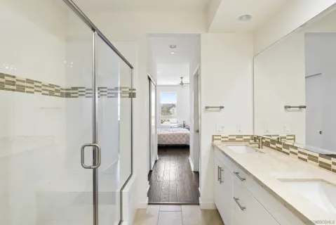 $1,995,000 | 2537 State Street, Carlsbad, CA 92008