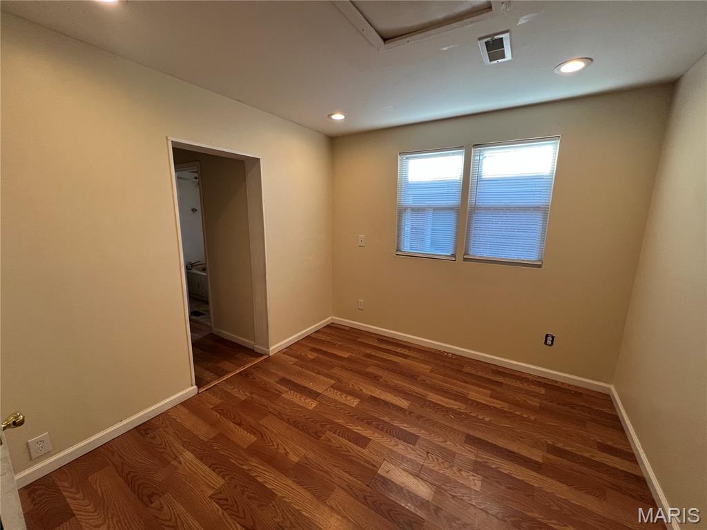 3904 Walsh Street St. Louis, MO 63116 - Photo 13 of 17