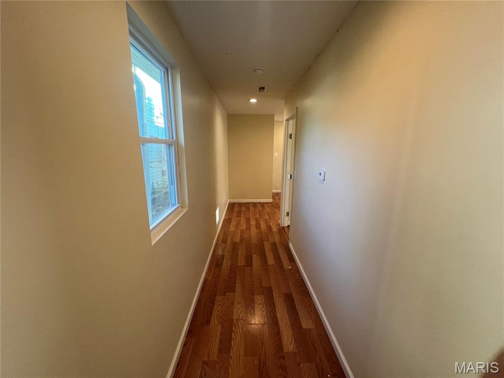3904 Walsh Street St. Louis, MO 63116 - Photo 14 of 17