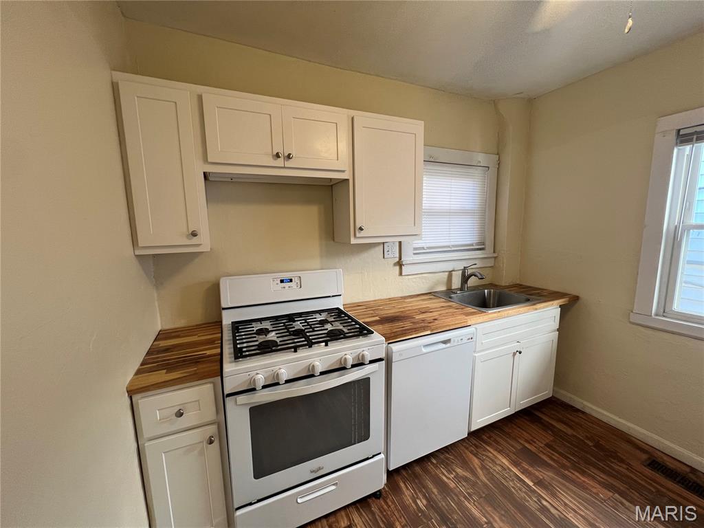 3904 Walsh Street St. Louis, MO 63116 - Photo 2 of 17