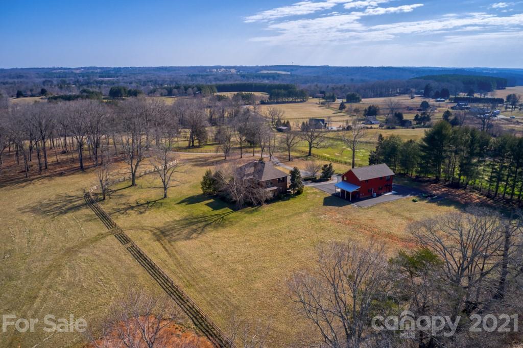 350 South Phillips Road Columbus, NC 28722 - Photo 3 of 47
