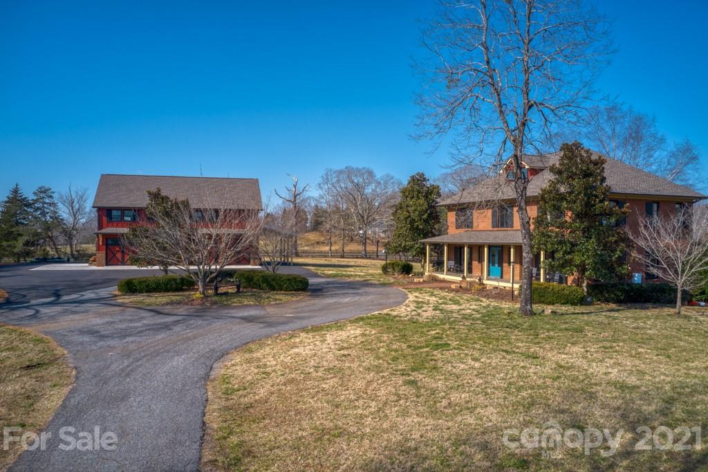 350 South Phillips Road Columbus, NC 28722 - Photo 4 of 47