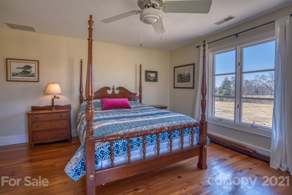 350 South Phillips Road Columbus, NC 28722 - Photo 34 of 47