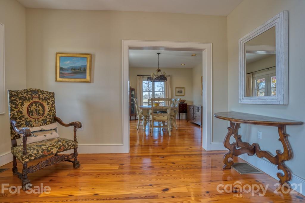 350 South Phillips Road Columbus, NC 28722 - Photo 10 of 47