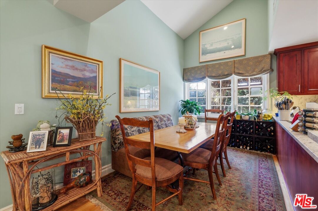 11122 Valley Spring Lane Studio City, CA 91602 - Photo 15 of 48