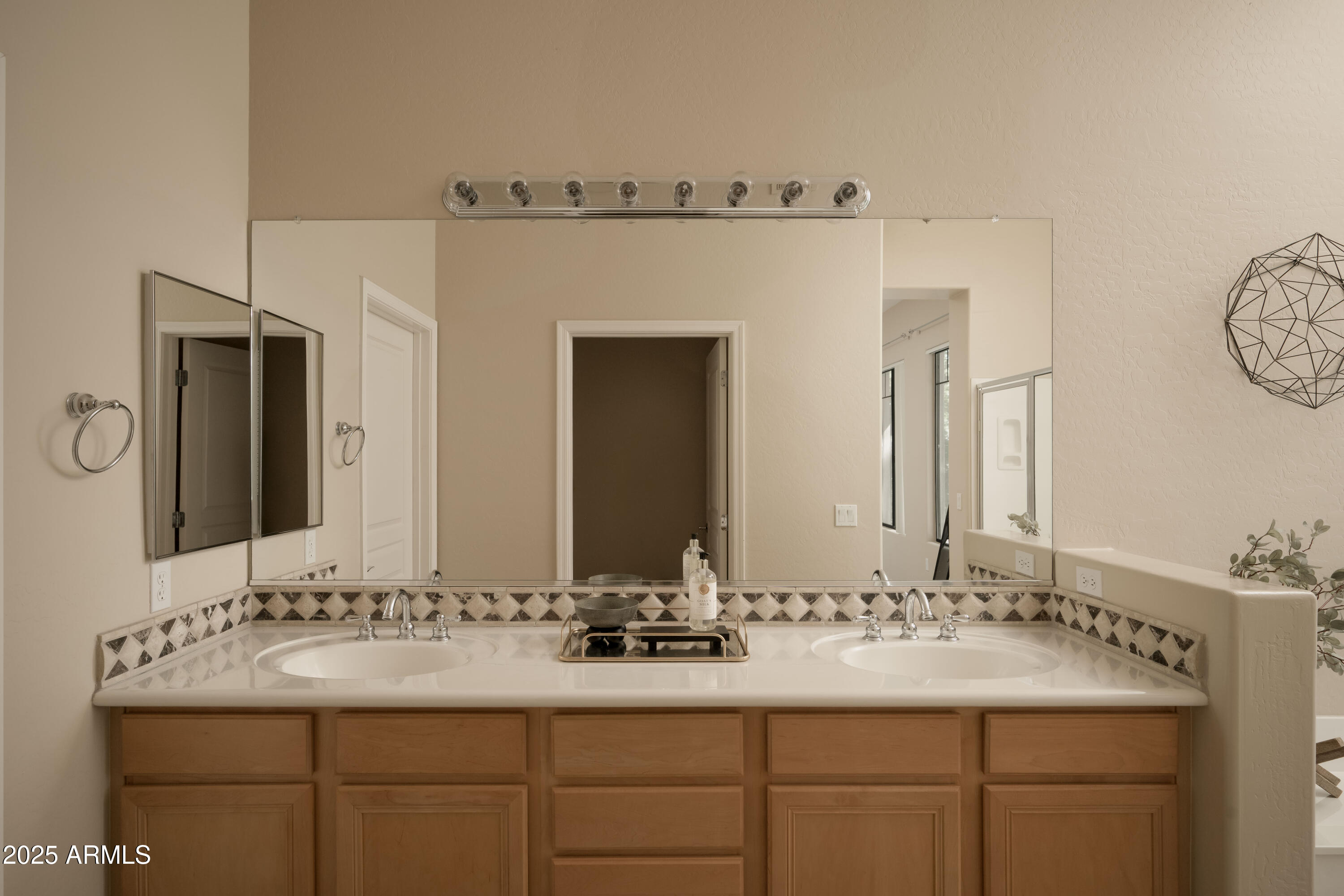 2989 North 44th Street, Unit 2001 Phoenix, AZ 85018 - Photo 10 of 30