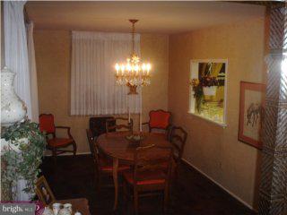 1155 Morefield Road Philadelphia, PA 19115 - Photo 3 of 6