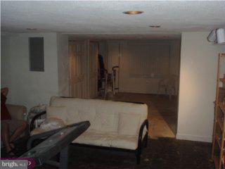 1155 Morefield Road Philadelphia, PA 19115 - Photo 5 of 6