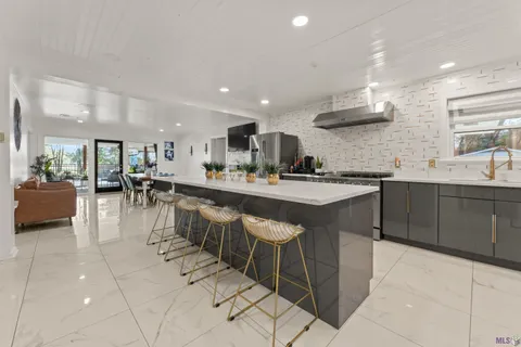 $1,200,000 | 8720 West Fairway Drive, Baton Rouge, LA 70809