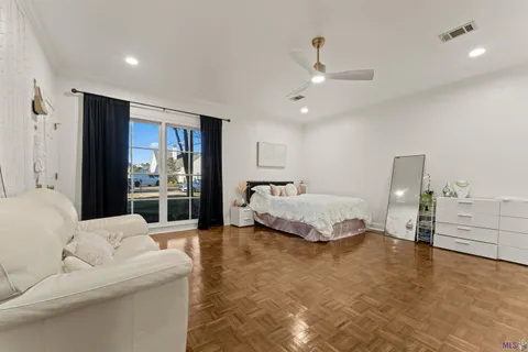 $1,200,000 | 8720 West Fairway Drive, Baton Rouge, LA 70809