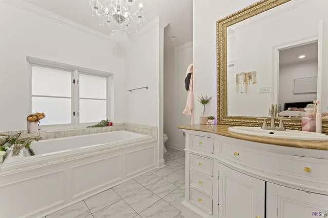 $1,300,000 | 8720 West Fairway Drive, Baton Rouge, LA 70809