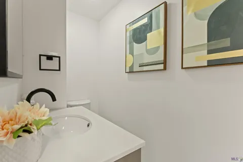 $1,200,000 | 8720 West Fairway Drive, Baton Rouge, LA 70809