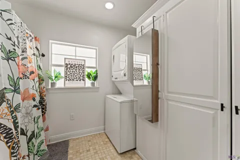 $1,200,000 | 8720 West Fairway Drive, Baton Rouge, LA 70809