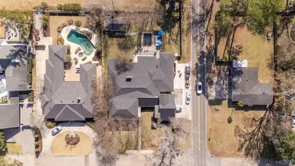 $1,150,000 | 8720 West Fairway Drive, Baton Rouge, LA 70809