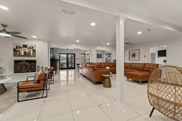 $1,150,000 | 8720 West Fairway Drive, Baton Rouge, LA 70809