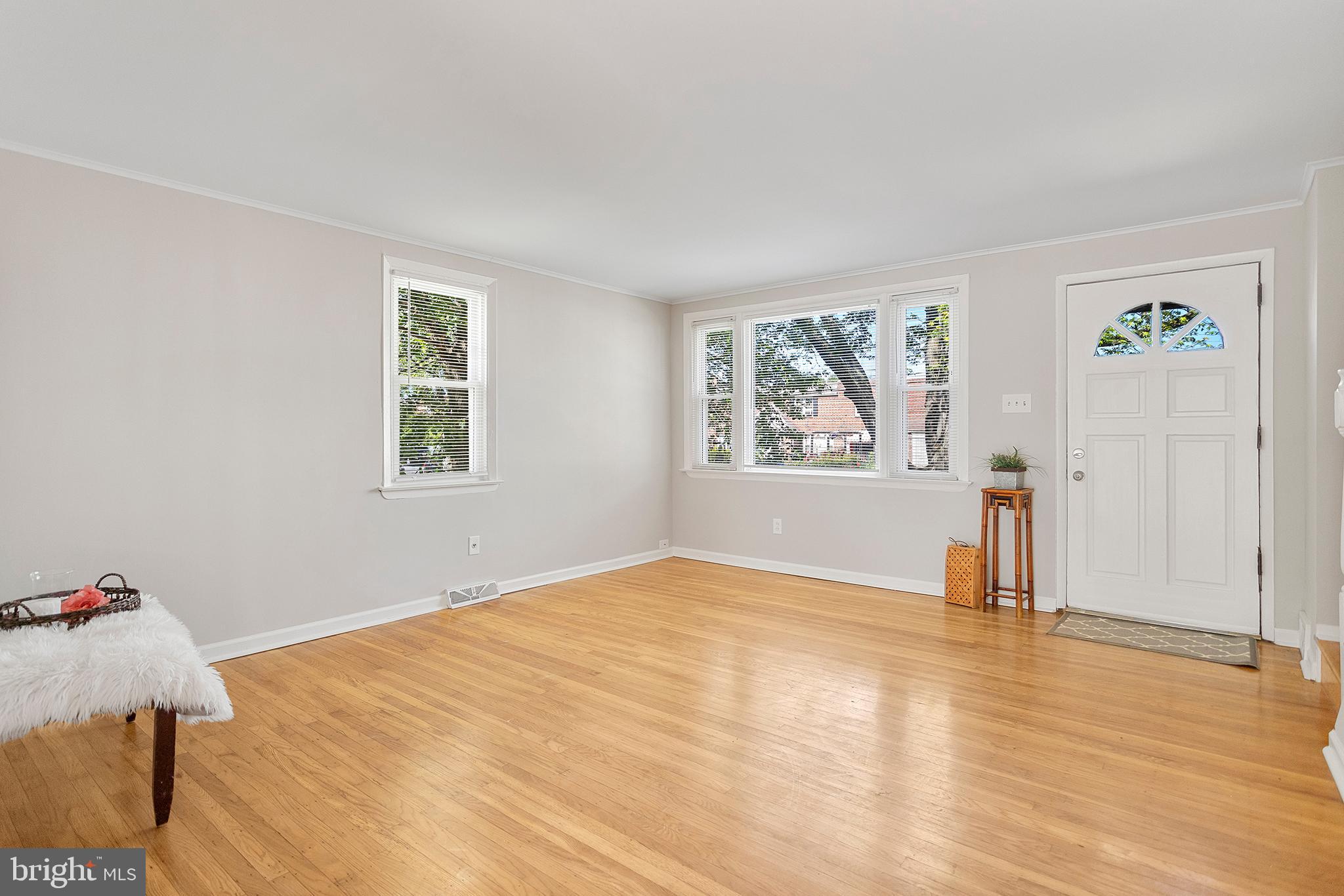 1229 Elson Road Brookhaven, PA 19015 - Photo 3 of 21