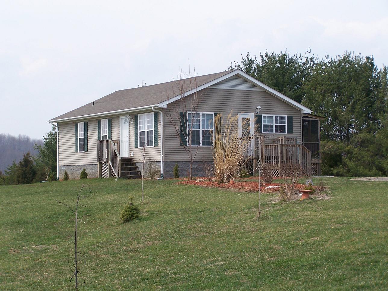 24 John Road Fincastle, VA 24090 - Photo 4 of 9 photo 3