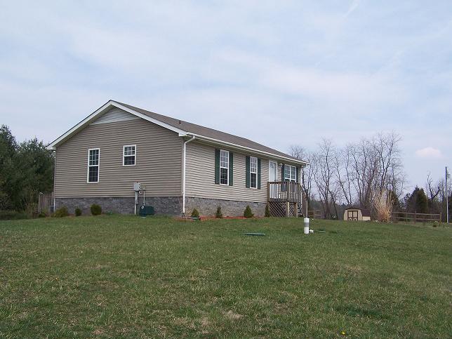 24 John Road Fincastle, VA 24090 - Photo 5 of 9 photo 4