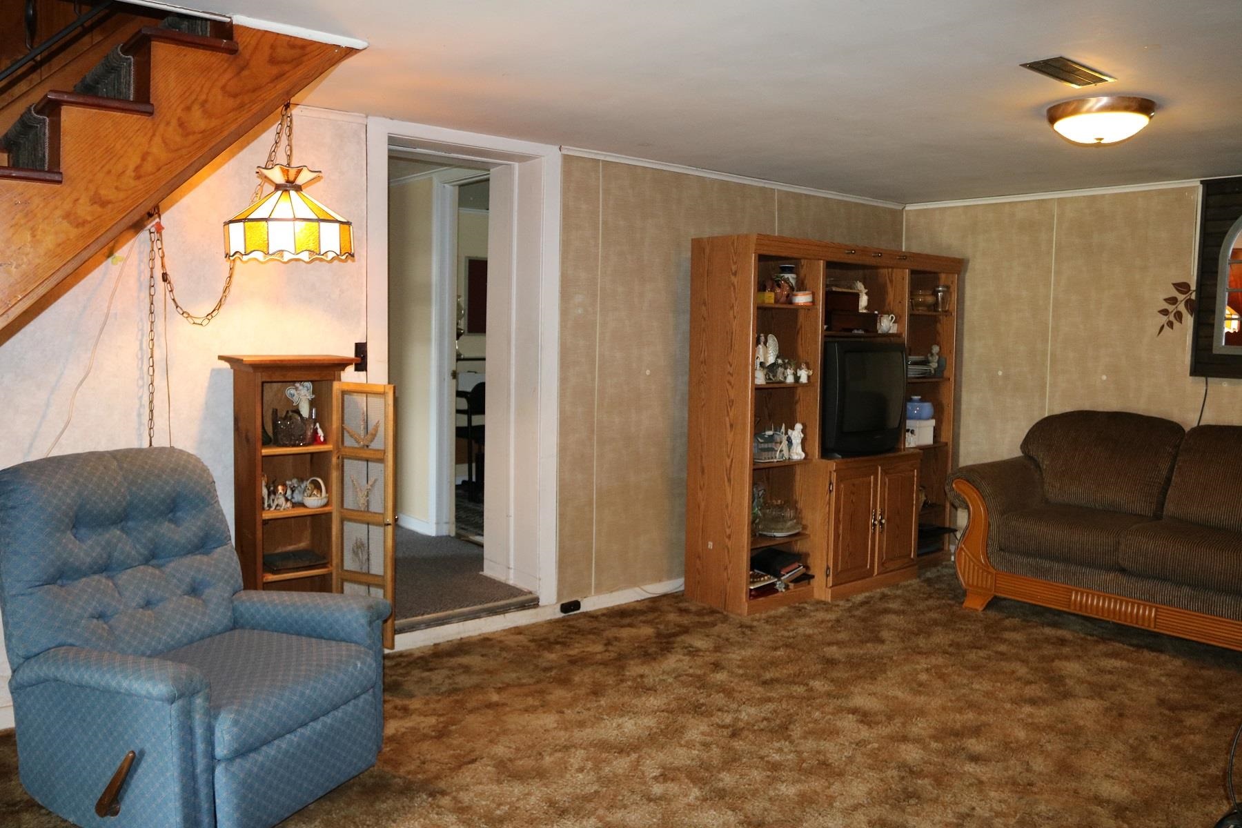 9920 West Monroe Road Elwell, MI 48832 - Photo 33 of 41 1904363-32.JPG