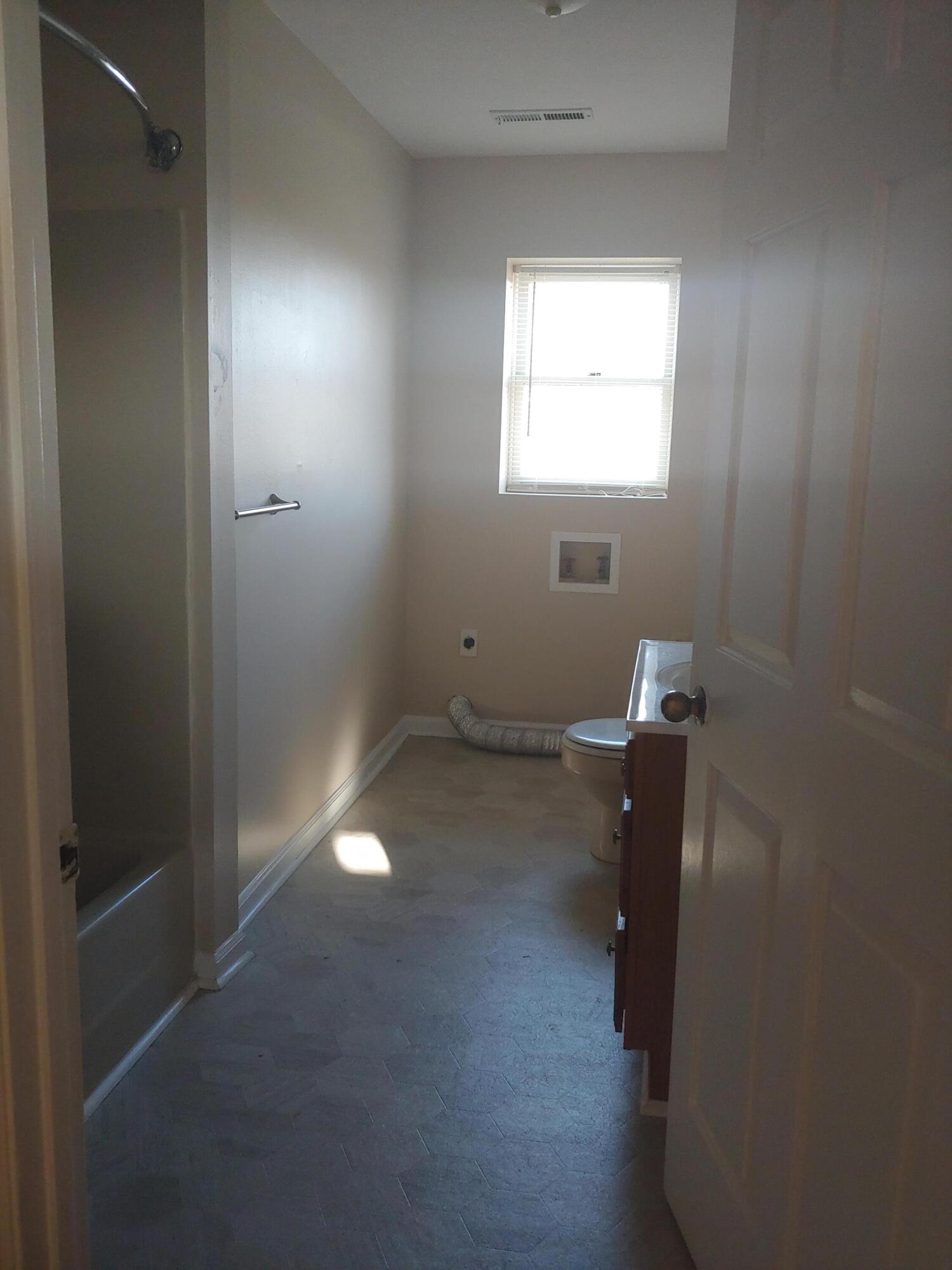 2000 Netherland Inn Road, Unit 23 Kingsport, TN 37660 - Photo 52 of 78 Unit #7