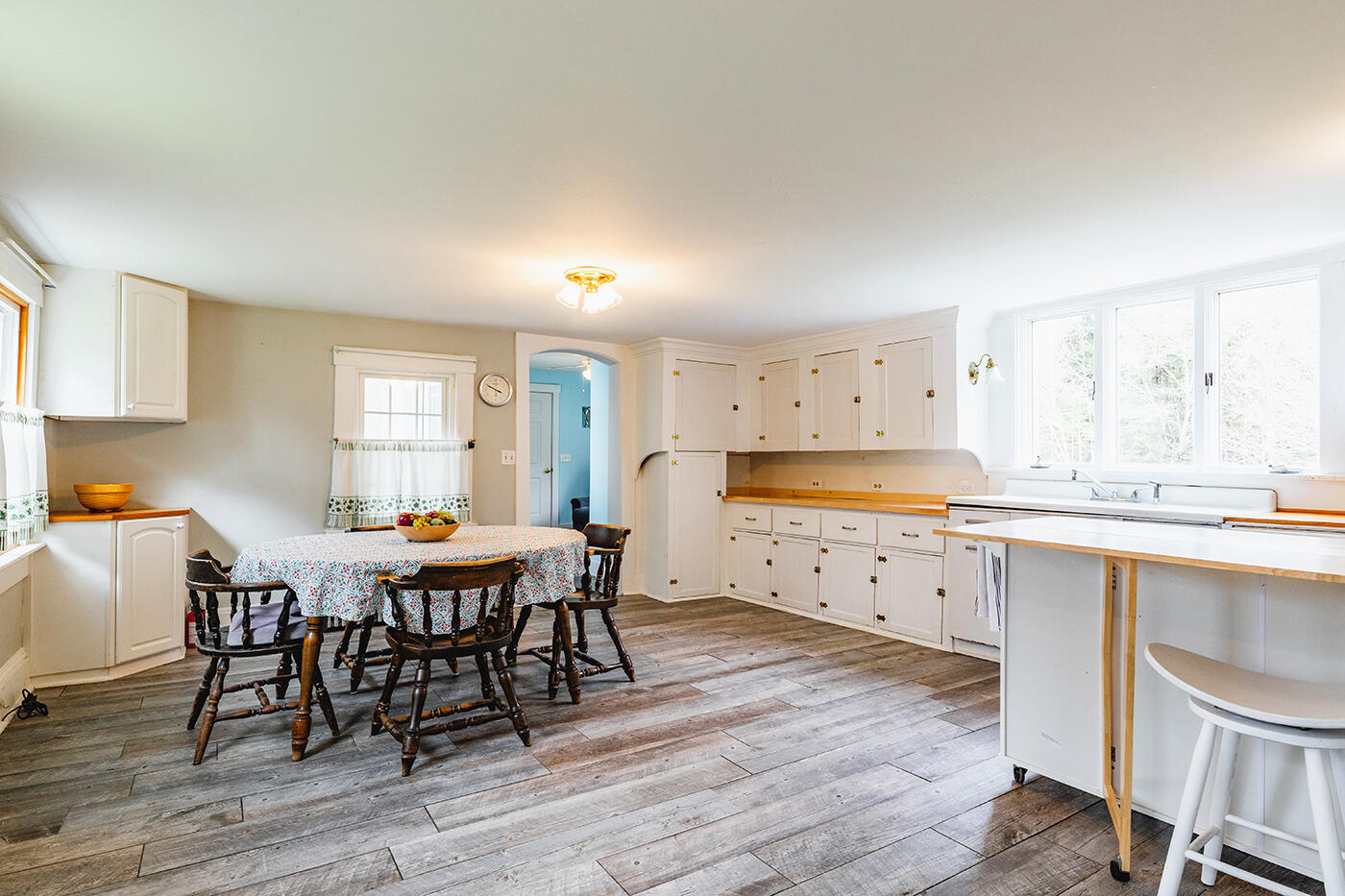 304 Beach Road Lincolnville, ME 04849 - Photo 12 of 43 IMG_4066