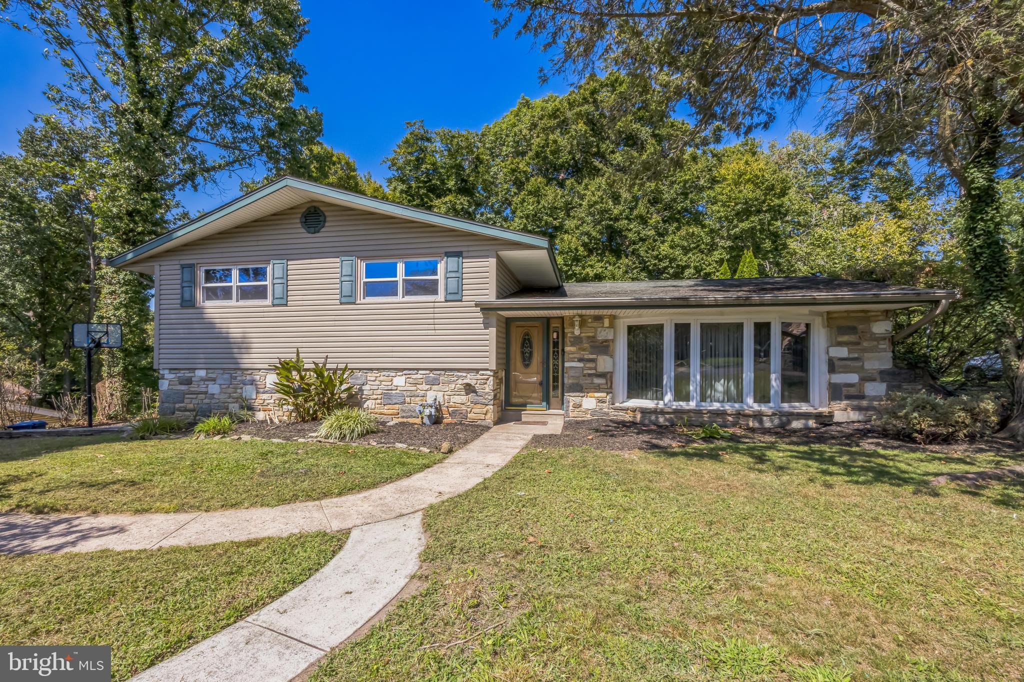 1022 Irvin Road Huntingdon Valley, PA 19006 - Photo 1 of 31