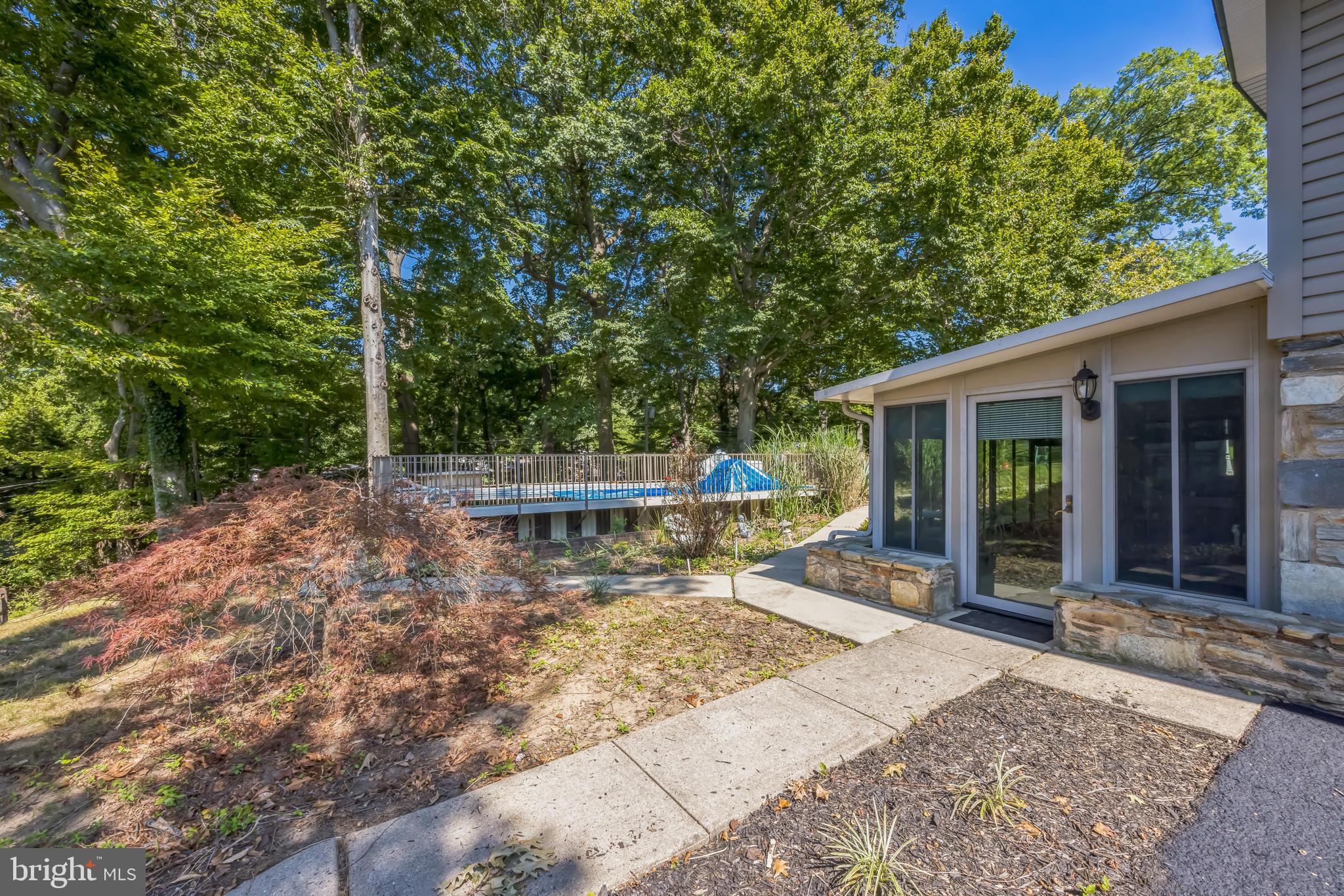 1022 Irvin Road Huntingdon Valley, PA 19006 - Photo 27 of 31