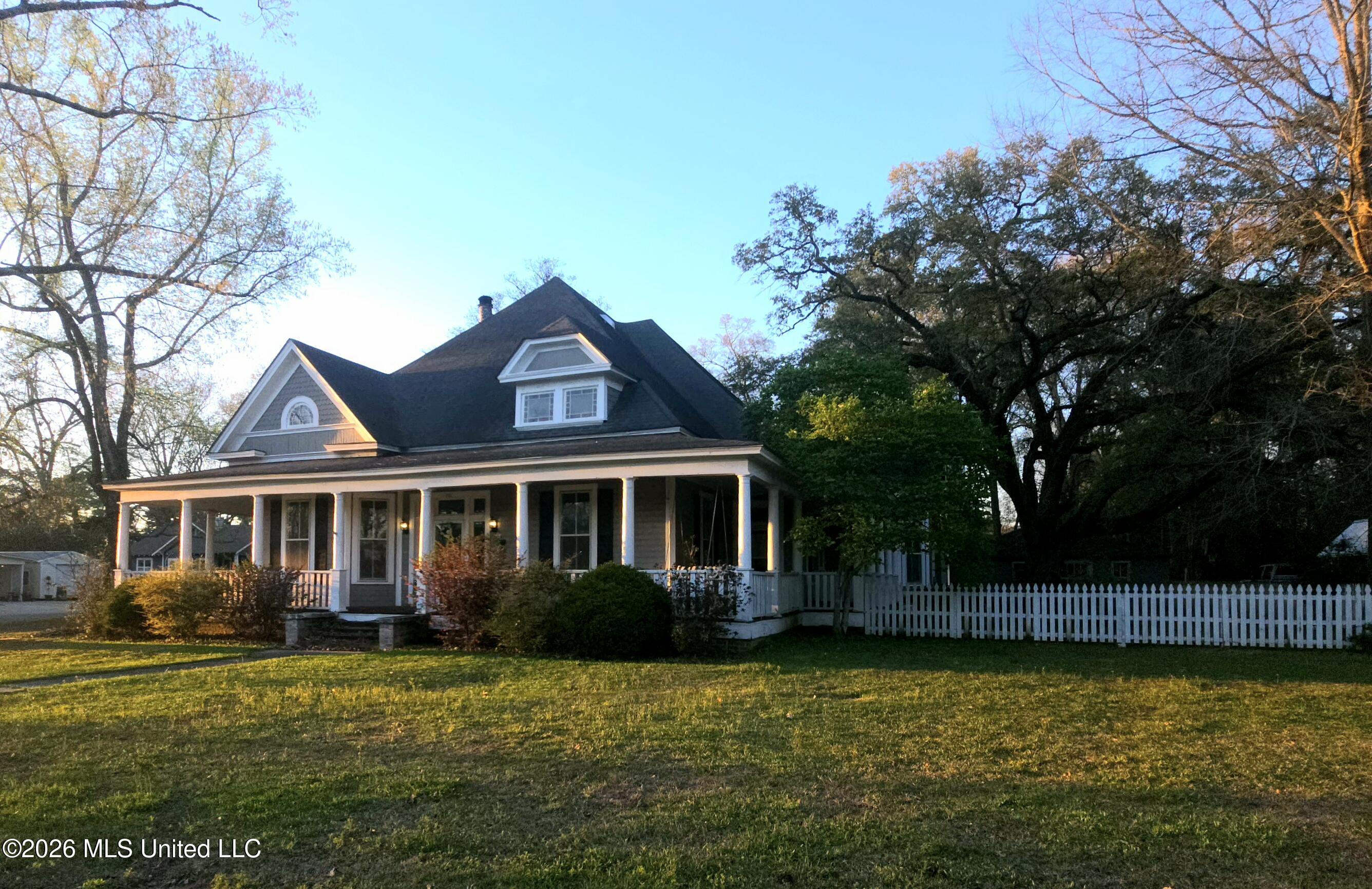 701 Broad Street Columbia, MS 39429 - Photo 15 of 111 18105
